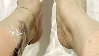 Long Foot Fetish clips at great Amateur Trampling collection