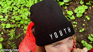 Great, quick blowjob in the park with creampie in the mouth