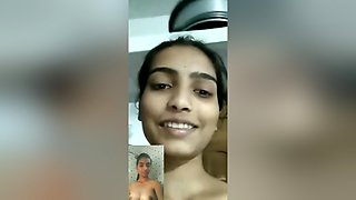 Today Exclusive- Desi Chick Shows Her Boobs