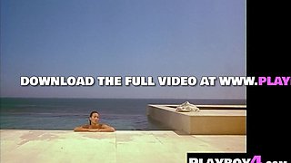 Big juggs Asian babe posed totally naked