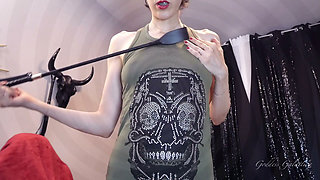 Goddess Galattica’s Little Tits Will Make Your Brain Explode Ita