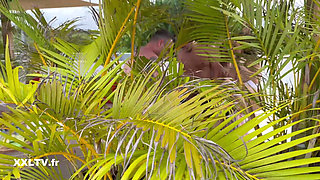 Friends Without Boundaries: the Vacation Orgy