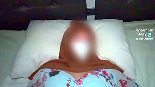 Hijab girl gets creampie
