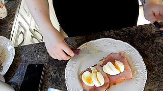 Close up amateur masturbating solo