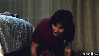 Guy fucked his mates blonde MILF stepmom
