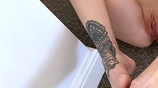 Piss fetish WAM gal solo toys