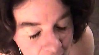 Mature Amateur Gives an Amazing Blowjob: Cock-Sucking Extrav