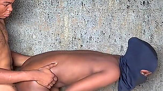 Pretty Teen Girl Fucked Outdoor in Nigeria for the First Time