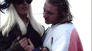 Amateur Curvy Girl Blowjob and Cum on Face and Big Boobs