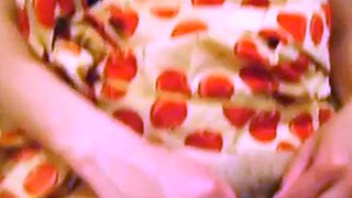 Gaping Pussy of an Asian Amateur Girl