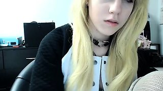 Blonde Teen Solo Masturbating On Webcam