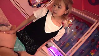 383reiw-042　小動物系の美少女の癖に中身は肉食ビッチ