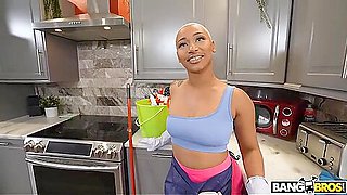 Thick Ass Daphne - The Thickest Cums The Quickest