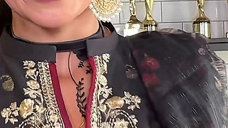 Babe Aaliyah Yasin Begs for Danny D's Creampie