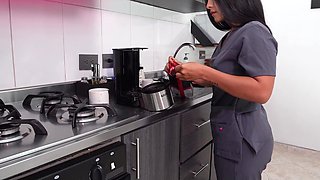 Hot laitna girl gets horny after masturbating and calls her BBC friend to pound her