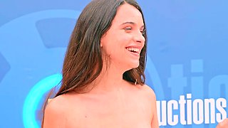 Hot amateur webcam teen masturbates for their fans