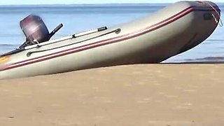 Boatman ravaged a super-steamy tourist