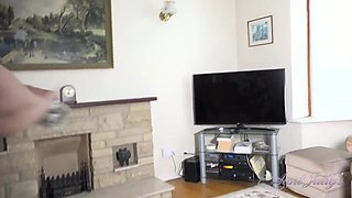 Maisie Lewis Chunky MILF pantyhose fetish SOLO