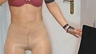 Boss and Secretary Pantyhose Addictive Relationships