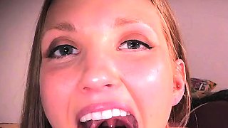 Foot Tongue Mouth and Vore - Riley'S Sexy Mouth, Tongue,