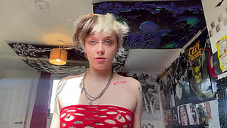 No Makeup Goth Girl Makes You Worship Her Nose in the Sun