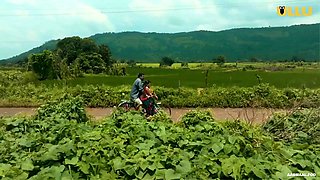 Luscious slutty indian babe