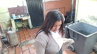 18 year old brunette big saggy tits from New York United States fucking her stepbrother's big dick red ass