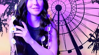 Smokin Hot Babes With A Foot Fetish