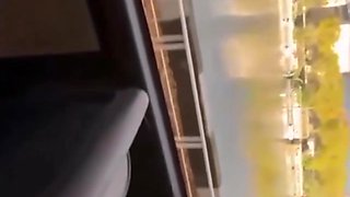 la gitane baise dans le bus