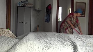 This Turkish Granny Is Shocked !!! I Take Out My Big Black Cock In Front Of Her