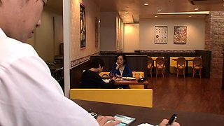 Amateur milf doing a blowjob ending in a facial